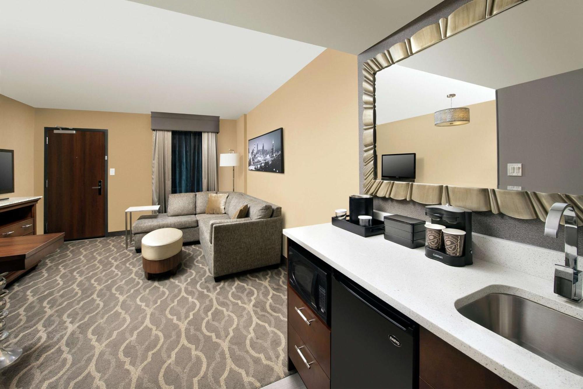 Embassy Suites By Hilton Atlanta Airport College Park Eksteriør billede